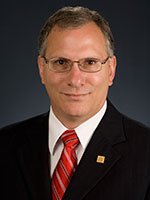 Photograph of Peter R. Mansoor.