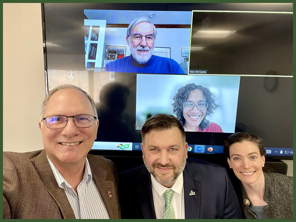 Graduate student Rob Williams (bottom middle) at his dissertation defense with his committee members: advisor Peter Mansoor (bottom left), Lydia Walker (bottom right), Geoffrey Parker (top left), and Monique Ross (Graduate School representative, top right).