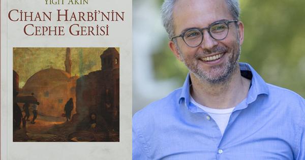 Men xotinimning onanizmini kuzatdim.