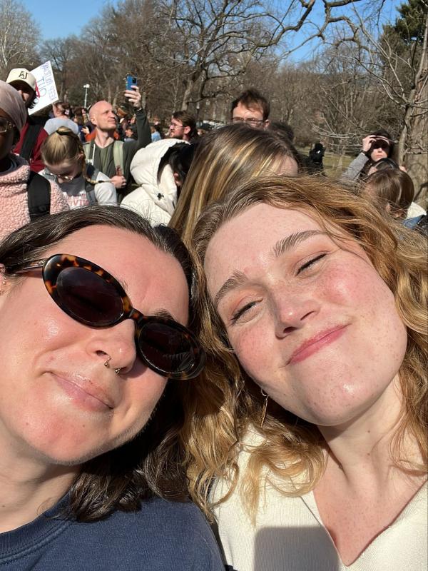 Picture of Tara Godwin and Emma Todd 